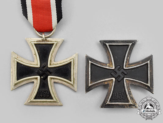germany,_wehrmacht._a_pair_of1939_iron_crosses,_i_and_ii_class_l22_mnc8888_371
