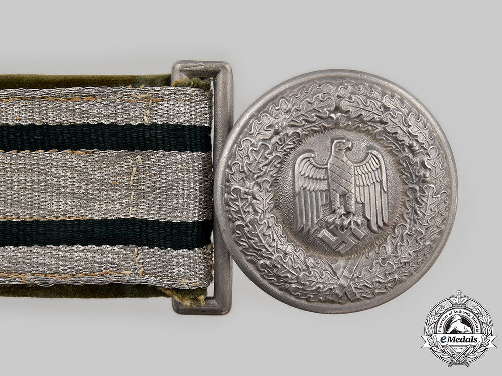 germany,_heer._an_officer’s_brocade_and_buckle_l22_mnc8912_923