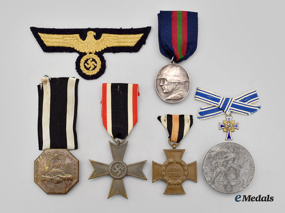 germany,_third_reich._a_mixed_lot_of_decorations_and_insignia_l22_mnc8930_409_1