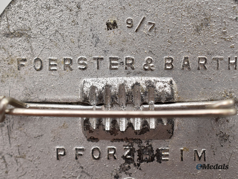 germany,_third_reich._a_mixed_lot_of_decorations_and_insignia_l22_mnc8935_411_1