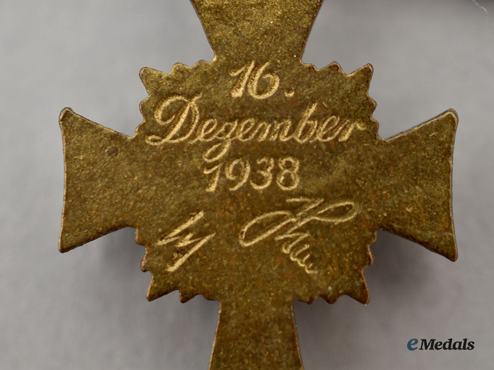 germany,_third_reich._a_mixed_lot_of_decorations_and_insignia_l22_mnc8936_412_1