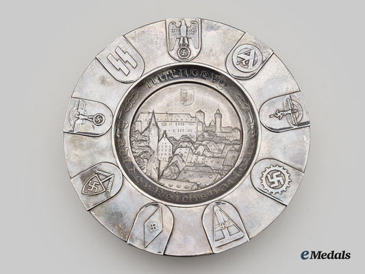 germany,_third_reich._a_nuremberg_rally_commemorative_pewter_plate_l22_mnc8945_415