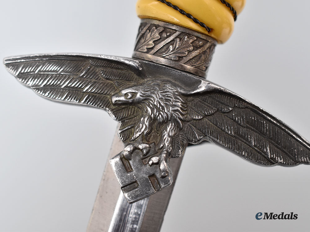 germany,_luftwaffe._an_officer’s_dagger,_by_alcoso_l22_mnc8946_527