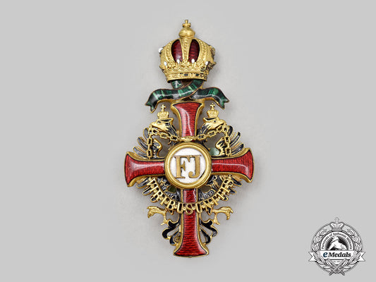 austria,_imperial._an_order_of_franz_joseph,_officers_cross_with_war_decoration,_by_v._mayer_sohne,_c.1917_l22_mnc8956_445