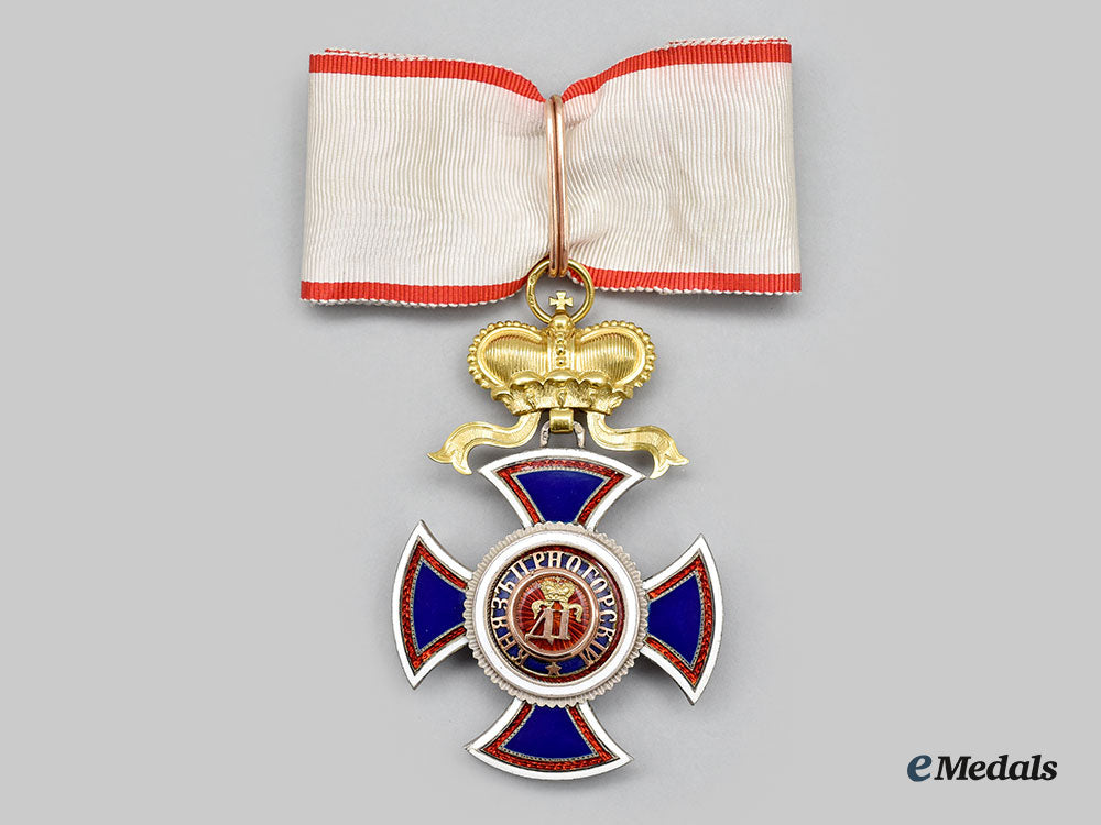montenegro,_kingdom._an_order_of_danilo,_iii_class_in_gold,_by_vinc._mayer,_c.1900_l22_mnc8993_997_1