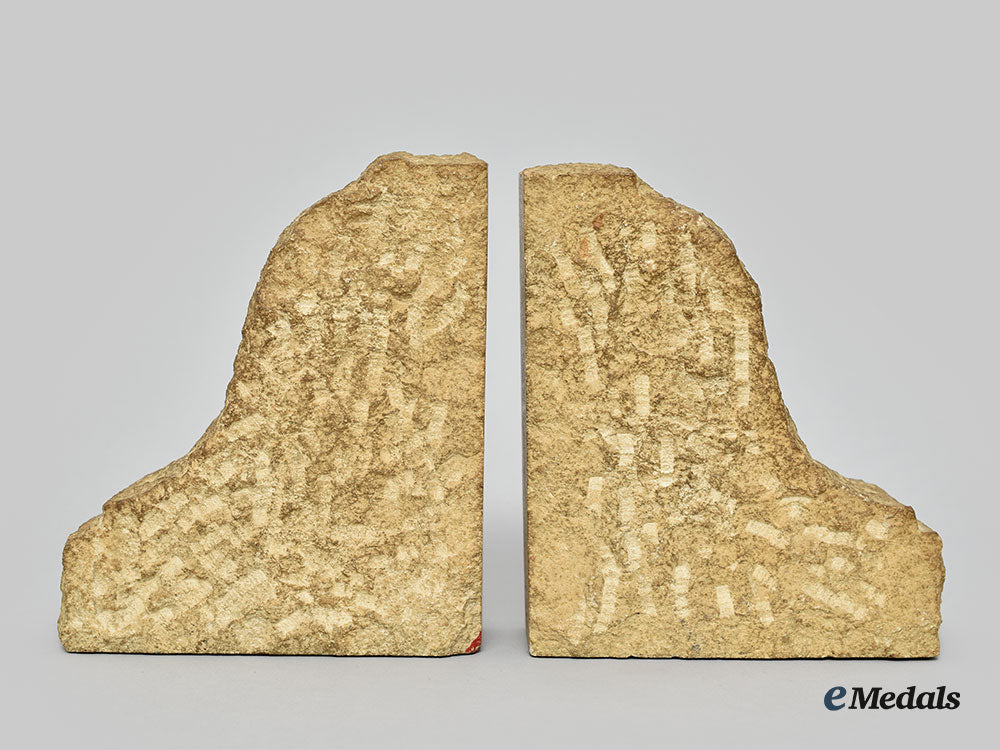 united_kingdom._a_pair_of_bookends_manufactured_from_limestone_and_obtained_from_the_houses_of_parliament_l22_mnc9037_461_1