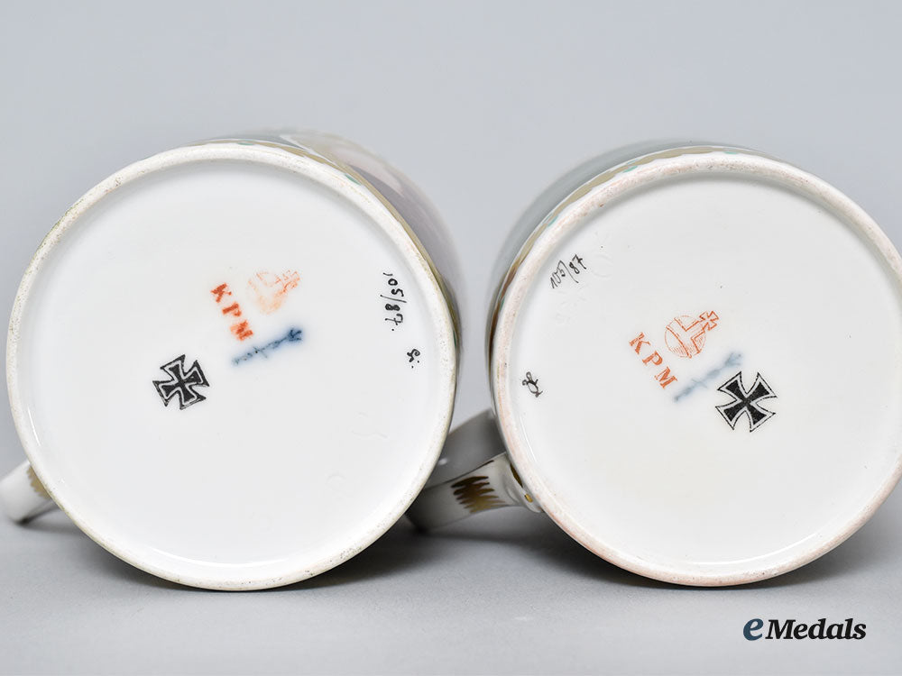 germany,_imperial._a_set_of_two_first_war_portrait_cups,_by_kpm_l22_mnc9037_523_1