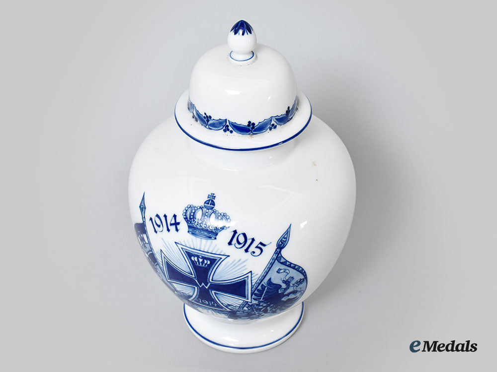 germany,_imperial._a_large_patriotic_first_war_iron_cross_vase_with_lid,_by_meissen_l22_mnc9060_436
