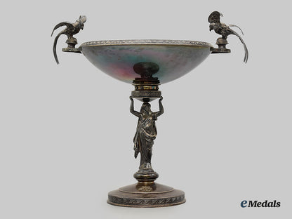united_kingdom._an_ornate_silver_fruit_bowl_on_pedestal,_birmingham_l22_mnc9083_272_1