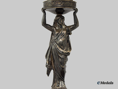 united_kingdom._an_ornate_silver_fruit_bowl_on_pedestal,_birmingham_l22_mnc9084_273_1