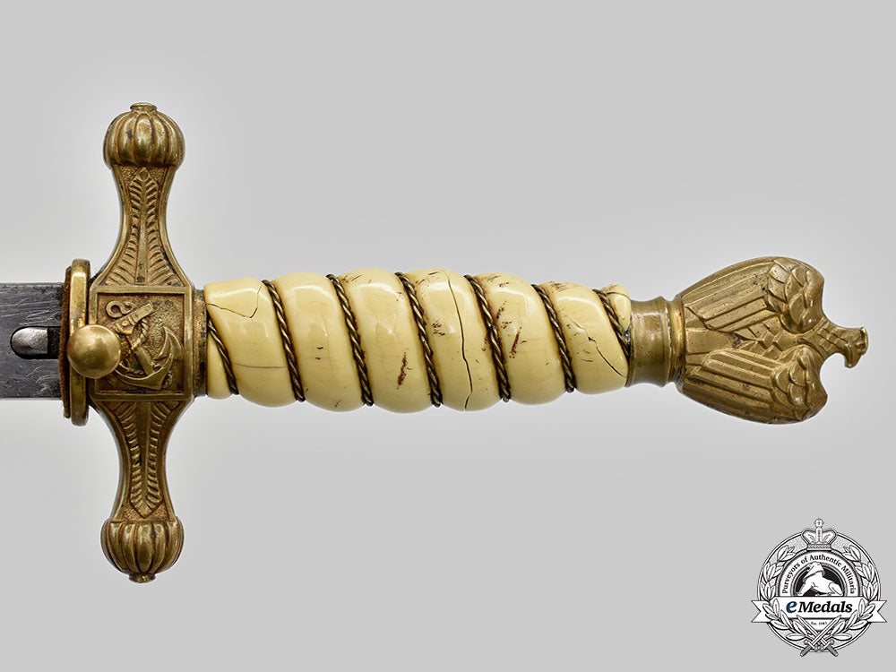 germany,_kriegsmarine._an_officer’s_dress_dagger,_by_carl_eickhorn_l22_mnc9088_480