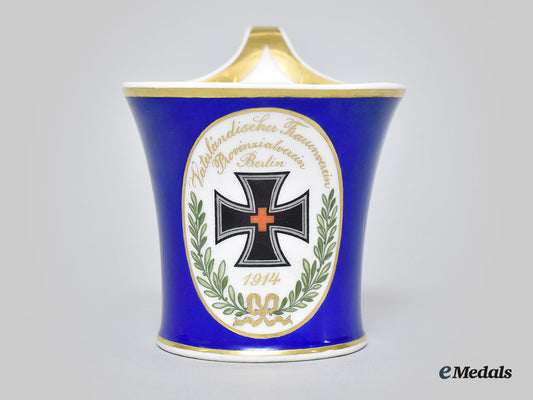germany,_imperial._a_patriotic_women’s_provincial_association_teacup,_by_kpm_l22_mnc9089_426