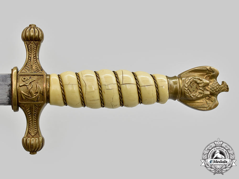 germany,_kriegsmarine._an_officer’s_dress_dagger,_by_carl_eickhorn_l22_mnc9089_481