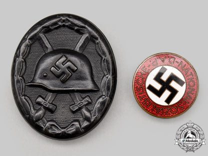 germany,_third_reich._a_pair_of_badges_l22_mnc9089_587