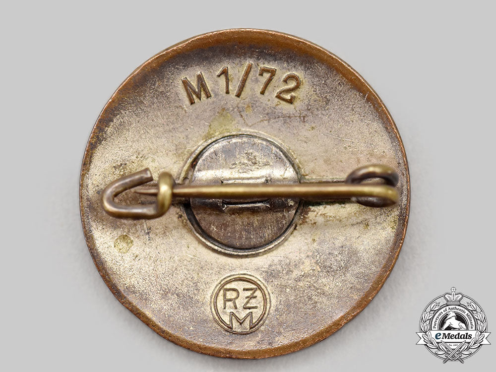 germany,_third_reich._a_pair_of_badges_l22_mnc9093_590