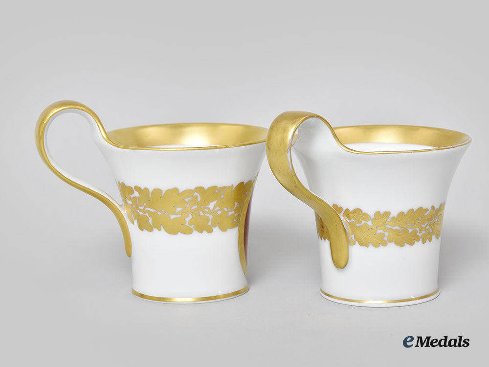 germany,_imperial._a_first_war_set_of_mugs_featuring_hindenburg_and_kaiser_wilhelm_ii,_by_furstenberg_l22_mnc9129_404_1