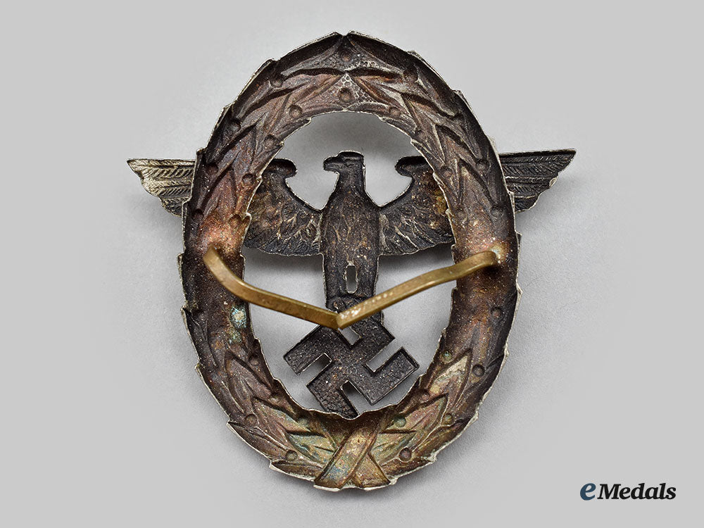 germany,_third_reich._a_pair_of_eagle_insignia_l22_mnc9130_047