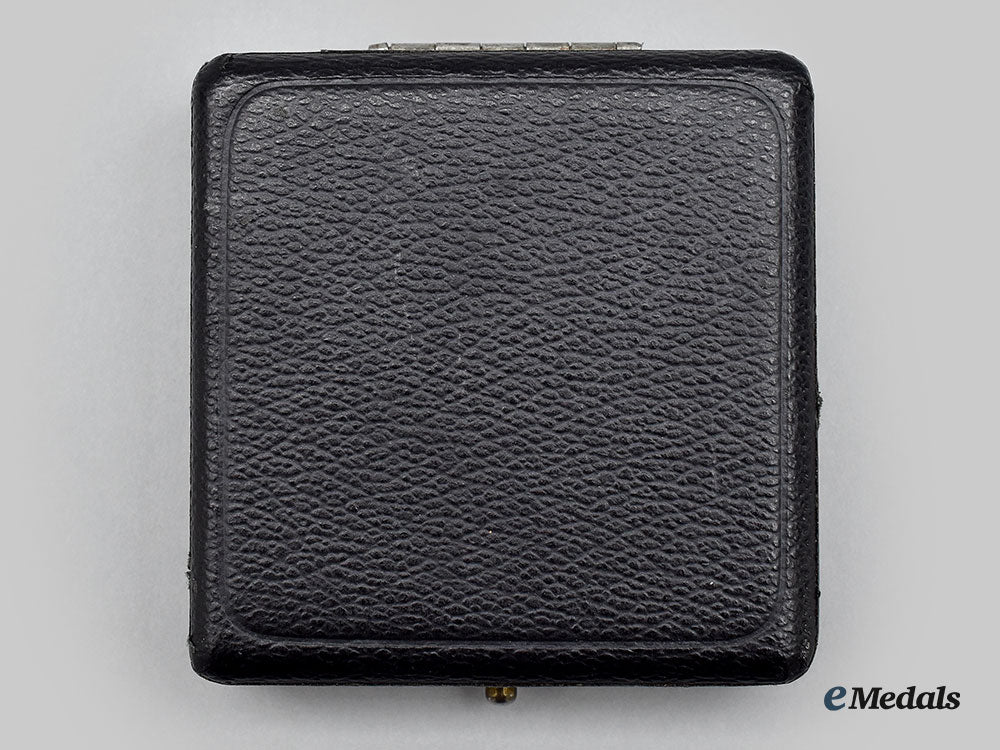 germany,_wehrmacht._a_gold_grade_wound_badge,_with_case_l22_mnc9142_052