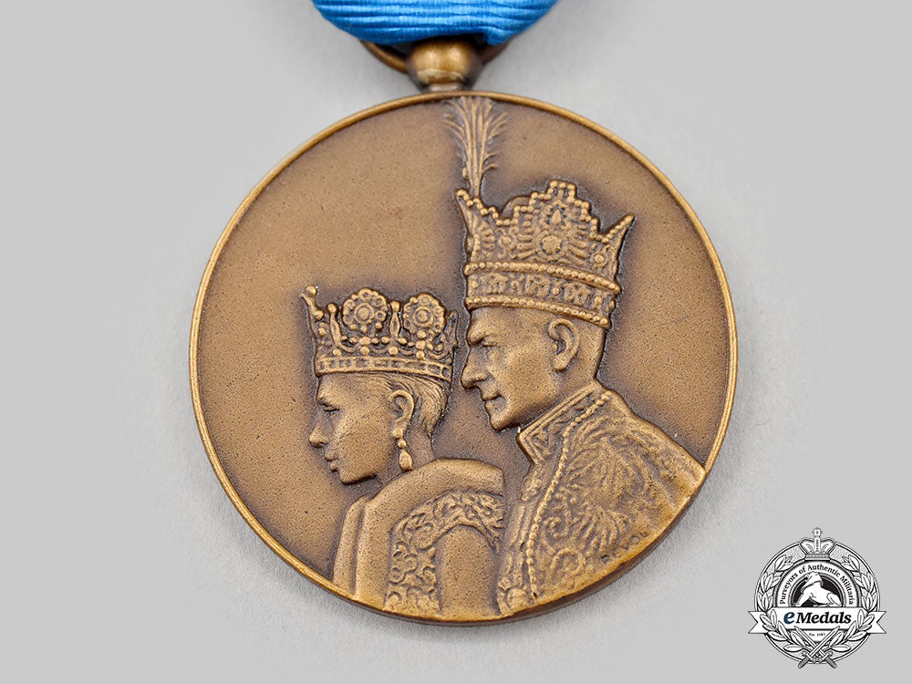 iran,_pahlavi_dynasty._a1967_mohammad_reza_shah_coronation_medal_l22_mnc9170_563