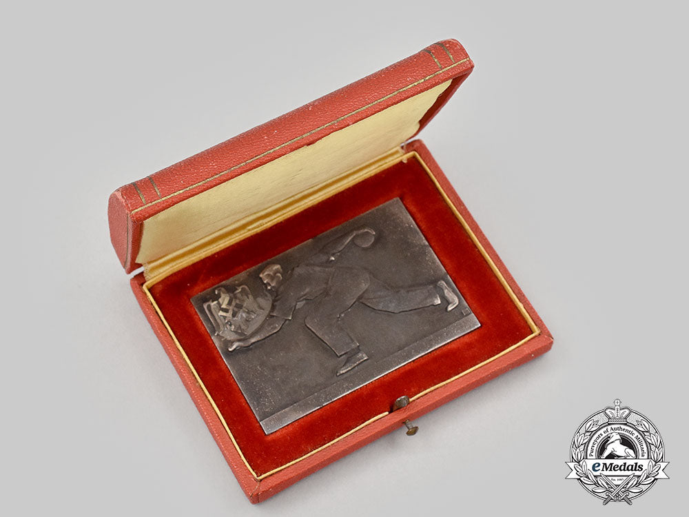 germany,_third_reich._a1942_german-_croatian_bowling_tournament_table_medal,_with_case,_by_b.h._meyer_l22_mnc9205_579_1_1
