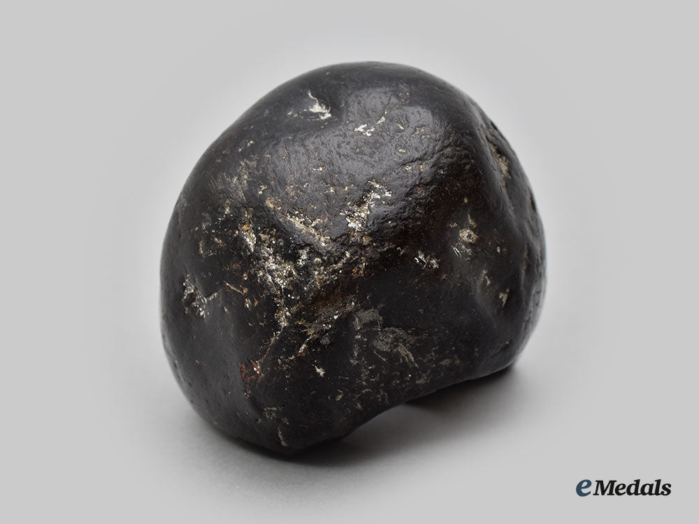 international._a_perforated_stone_tool_l22_mnc9210_303_1