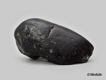 international._a_perforated_stone_tool_l22_mnc9211_304_1