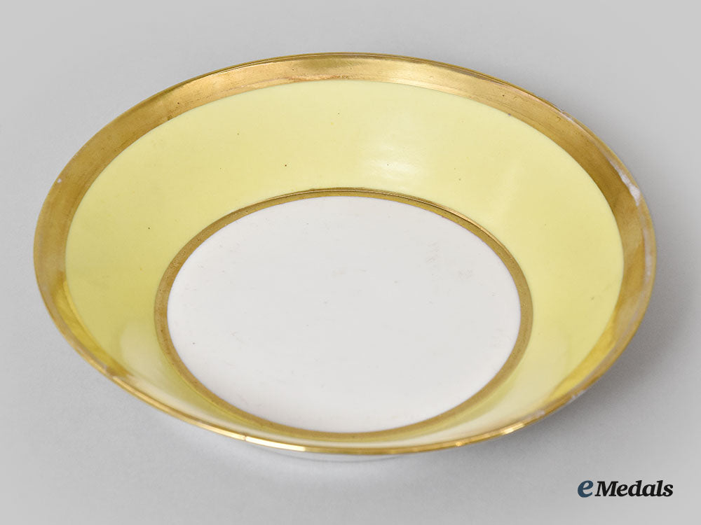 germany,_imperial._a_kpm_yellow_glazed_dish_l22_mnc9231_347_1