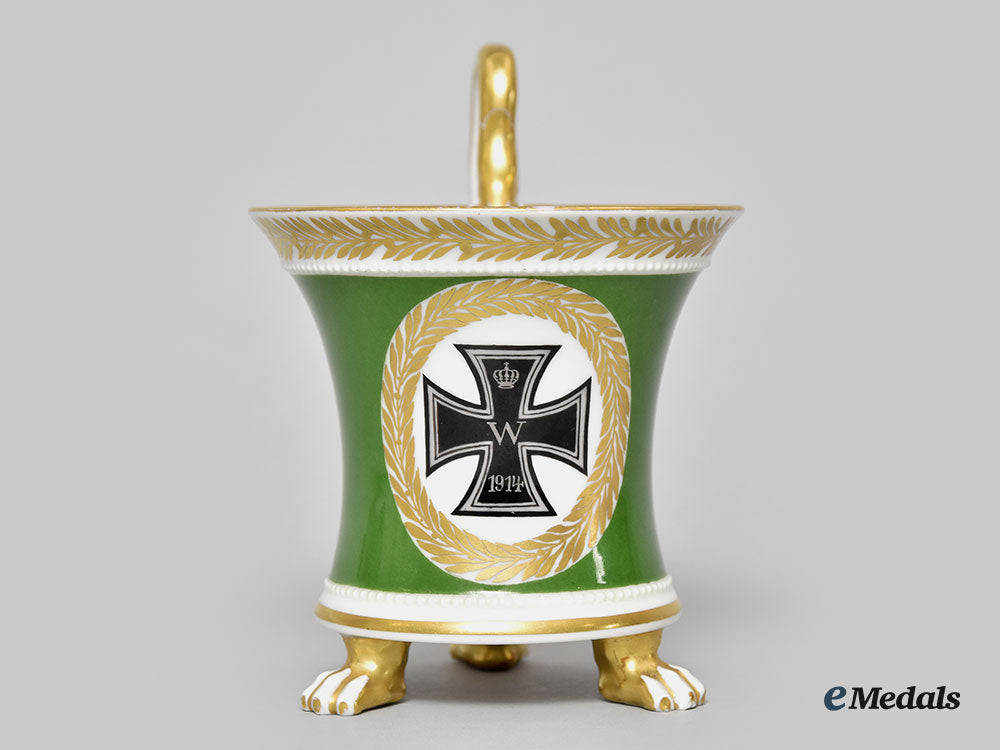 germany,_imperial._a_green_glazed_clawfoot_teacup,_by_kpm_l22_mnc9237_344