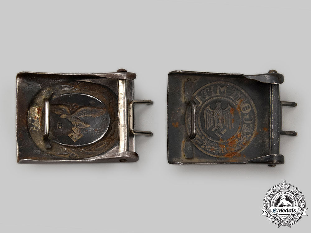 germany,_wehrmacht._a_pair_of_enlisted_personnel_belt_buckles_l22_mnc9299_054_1