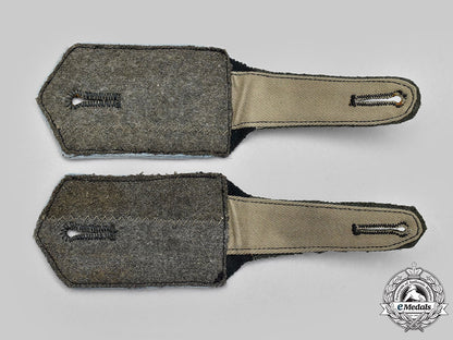 germany,_wehrmacht._a_mint_set_of_russian/_ukrainian_liberation_army_enlisted_personnel_shoulder_straps_l22_mnc9327_633_1_1_1