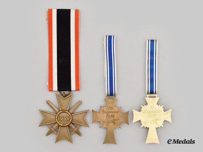 germany,_third_reich._a_mixed_lot_of_decorations_l22_mnc9371_448