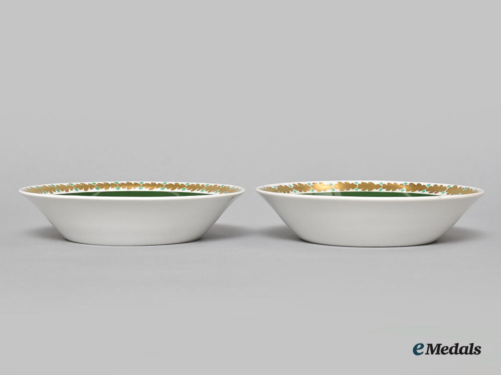 germany,_imperial._two_green_porcelain_saucers,_by_kpm_l22_mnc9382_614_1