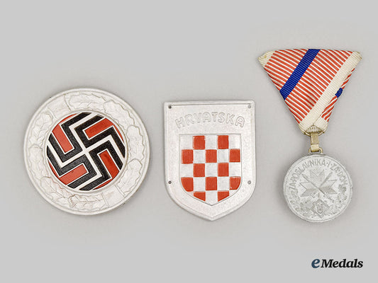 croatia,_independent_state._a_lot_of_croatian_axis_collaborator_insignia_l22_mnc9419_472_1