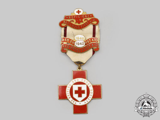 united_kingdom._a_red_cross_society_proficiency_in_red_cross_first-_aid_medal_with_two_clasps_l22_mnc9430_221_1