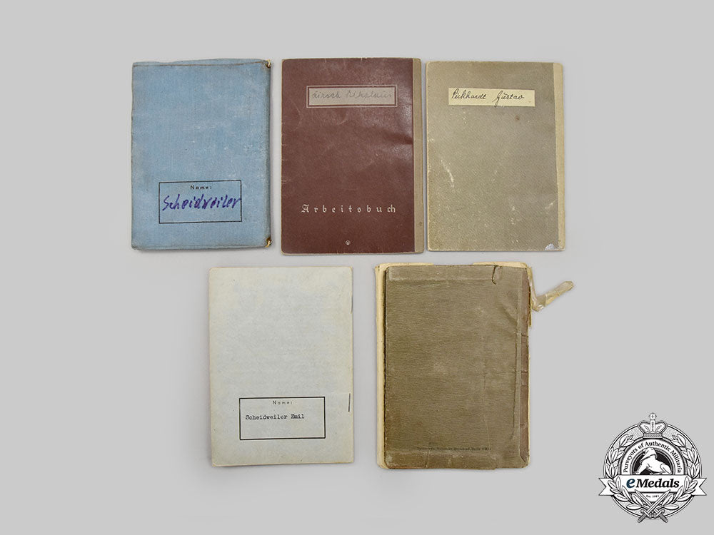 germany,_third_reich._a_mixed_lot_of_photos,_postcards,_and_identification_books_l22_mnc9462_122