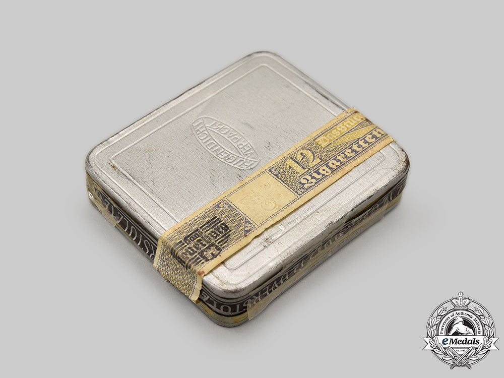 germany,_third_reich._a_mixed_lot_of_insignia_and_accessories_l22_mnc9491_140