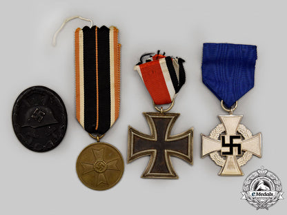 germany,_wehrmacht._a_mixed_lot_of_service_decorations_l22_mnc9556_165