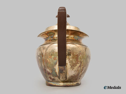 canada,_commonwealth._a_silver_tea_pot,_by_roden,_c.1930_l22_mnc9581_625_1