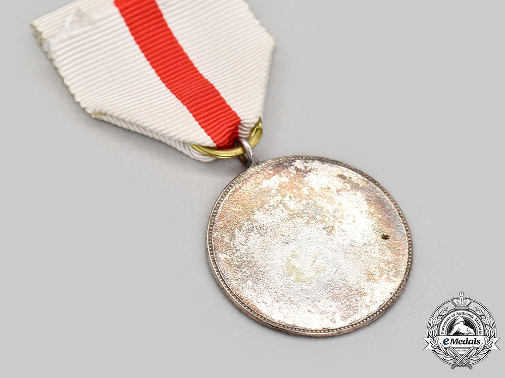 norway,_kingdom._a_medal_of_the_norwegian_red_cross,_c.1945_l22_mnc9587_777