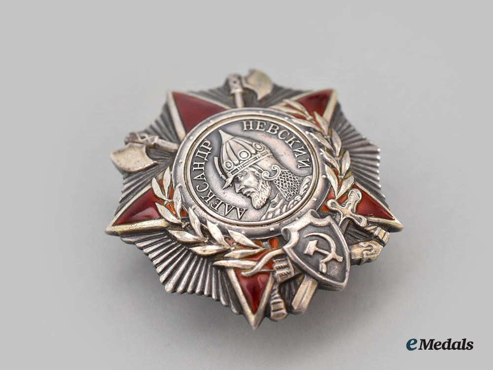 russia,_soviet_union._an_order_of_alexander_nevsky,_type_ii_with_screwback_l22_mnc9602_712_1_1_1