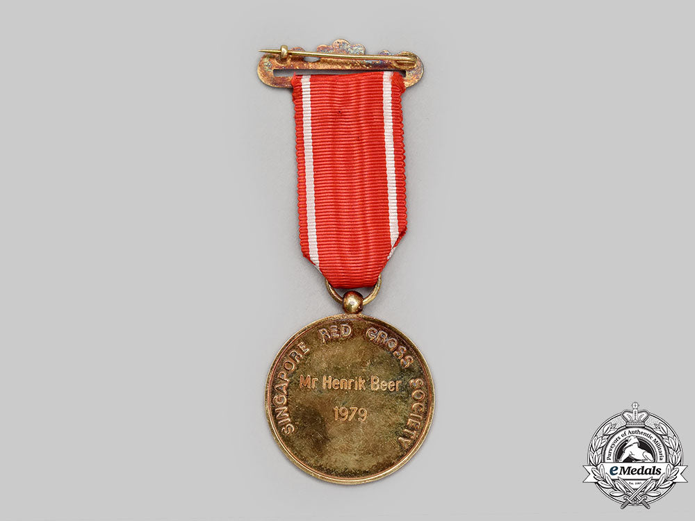 singapore,_republic._a_red_cross_society_medal_of_honour_l22_mnc9616_789