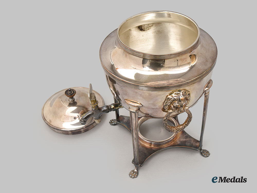 united_kingdom._a_sterling_silver_hot_water_dispenser_l22_mnc9617_638_1