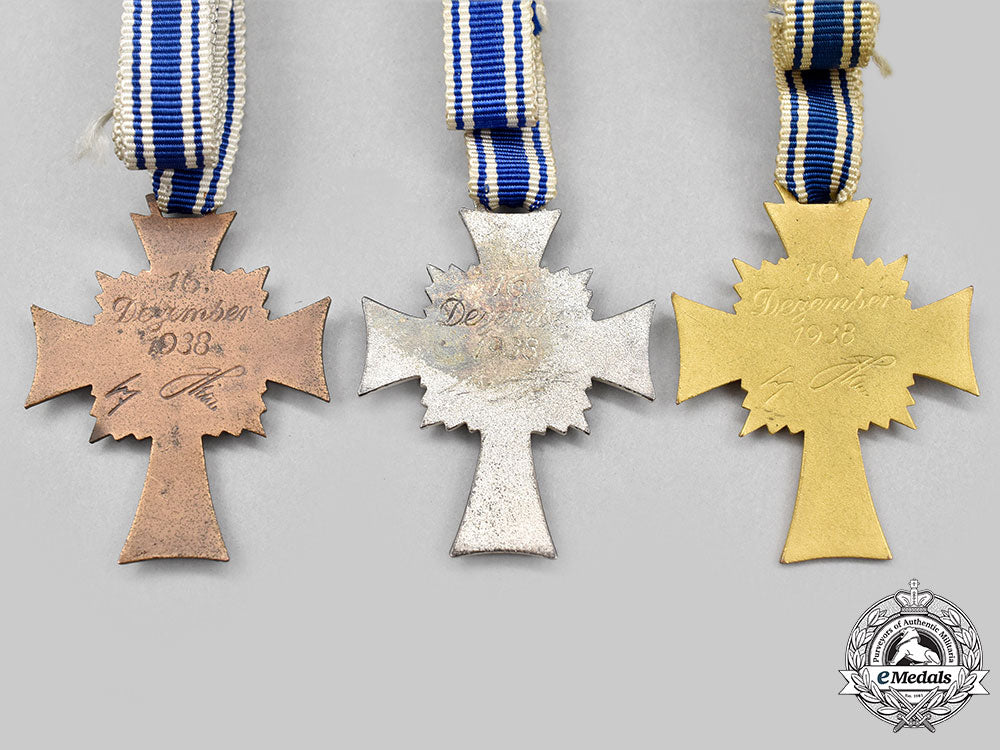 germany,_third_reich._a_mixed_lot_of_awards_l22_mnc9617_801