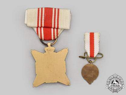 belgium,_kingdom._a_red_cross_blood_donor's_medal,_fullsize_and_miniature,_c.1918_l22_mnc9633_798_1