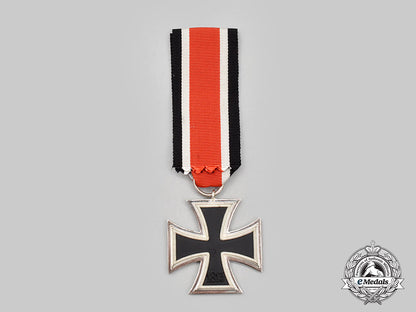 germany,_wehrmacht._a_mint1939_iron_cross_ii_class,_by_wilhelm_deumer_l22_mnc9664_798