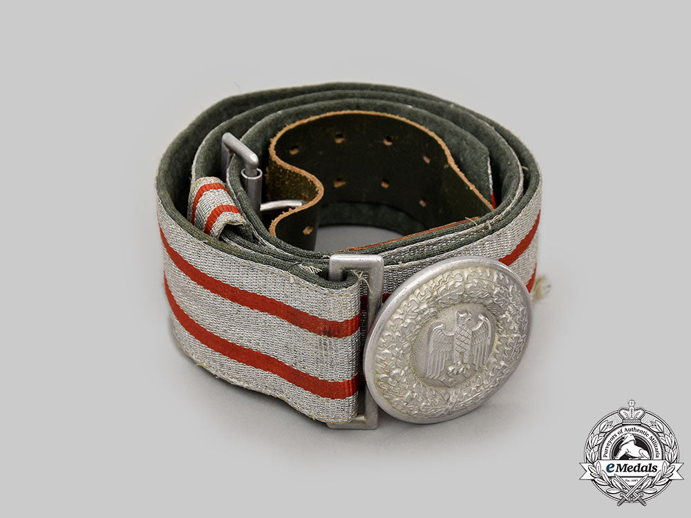 germany,_heer._a_rare_band_leader’s_brocade_and_buckle,_by_f.w._assmann&_söhne_l22_mnc9717_390