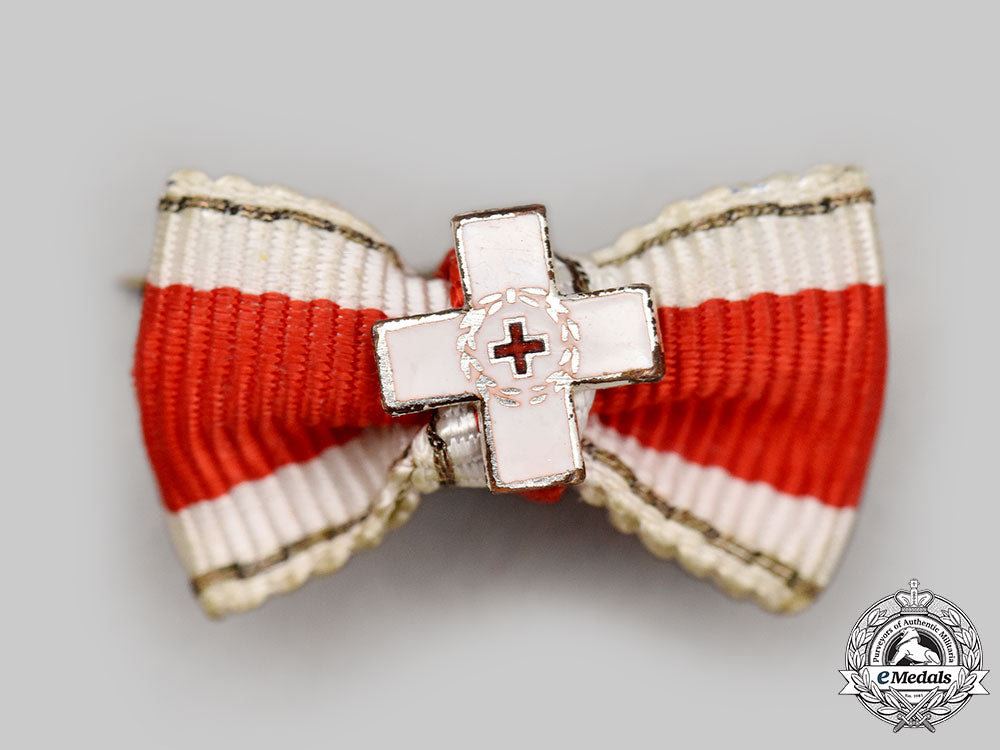 germany,_federal_republic._a_cross_of_honour_of_the_german_red_cross,_i_class_fullsize&_ii_class_miniature_l22_mnc9782_840