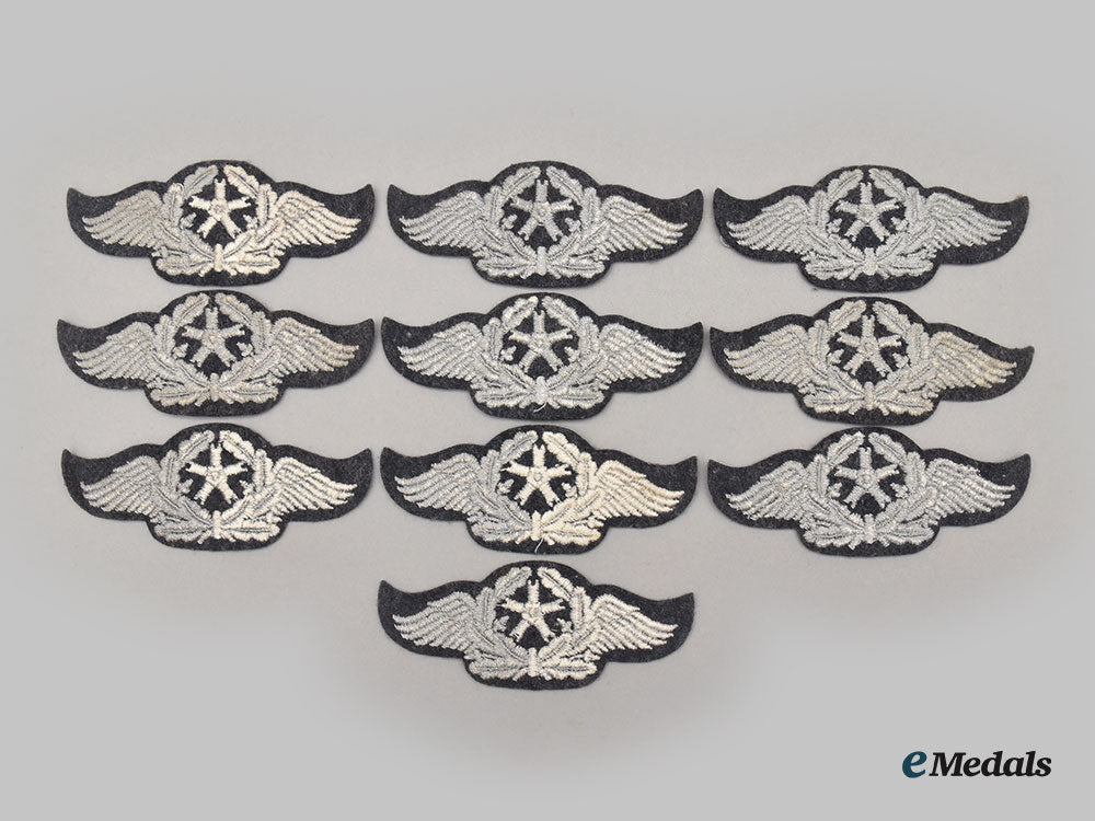 germany,_luftwaffe._a_lot_of_mint_and_unissued_technical_personnel_sleeve_badges_l22_mnc9786_559_1_1