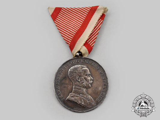 austria,_imperial._a_bravery_medal,_i_class_silver_medal,_c.1915_l22_mnc9788_809_1