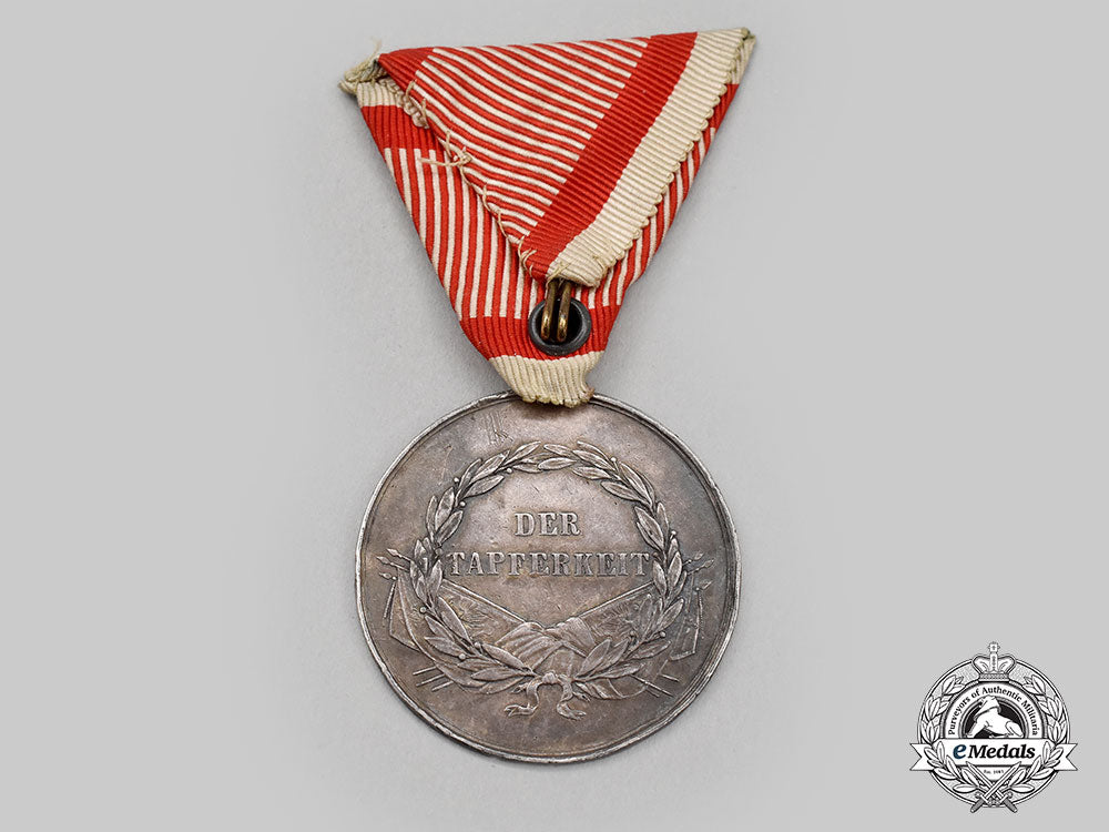 austria,_imperial._a_bravery_medal,_i_class_silver_medal,_c.1915_l22_mnc9791_810_1